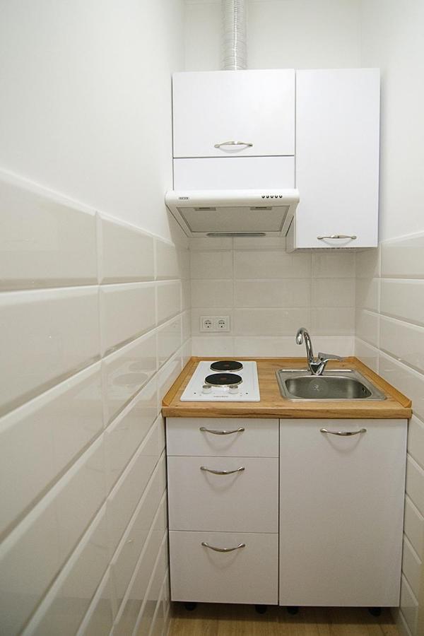 Luxury Apartment Near Rynok Square Λβιβ Εξωτερικό φωτογραφία